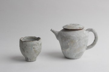 陶器あ⇔ん　花の湯呑の画像