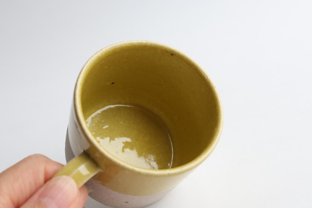 畑中　篤　黄白掛け分けマグ　小　荒半磁の画像