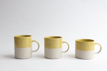 畑中　篤　黄白掛け分けマグ　小　荒半磁の画像