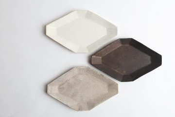 塚本友太　ひし形皿　白の画像
