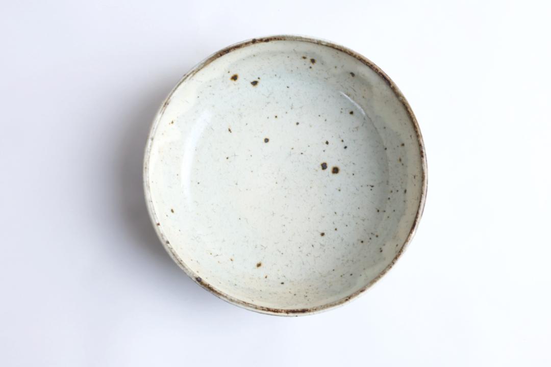 坪井俊憲　刷毛目粉引なます皿の画像