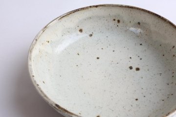 坪井俊憲　刷毛目粉引なます皿の画像