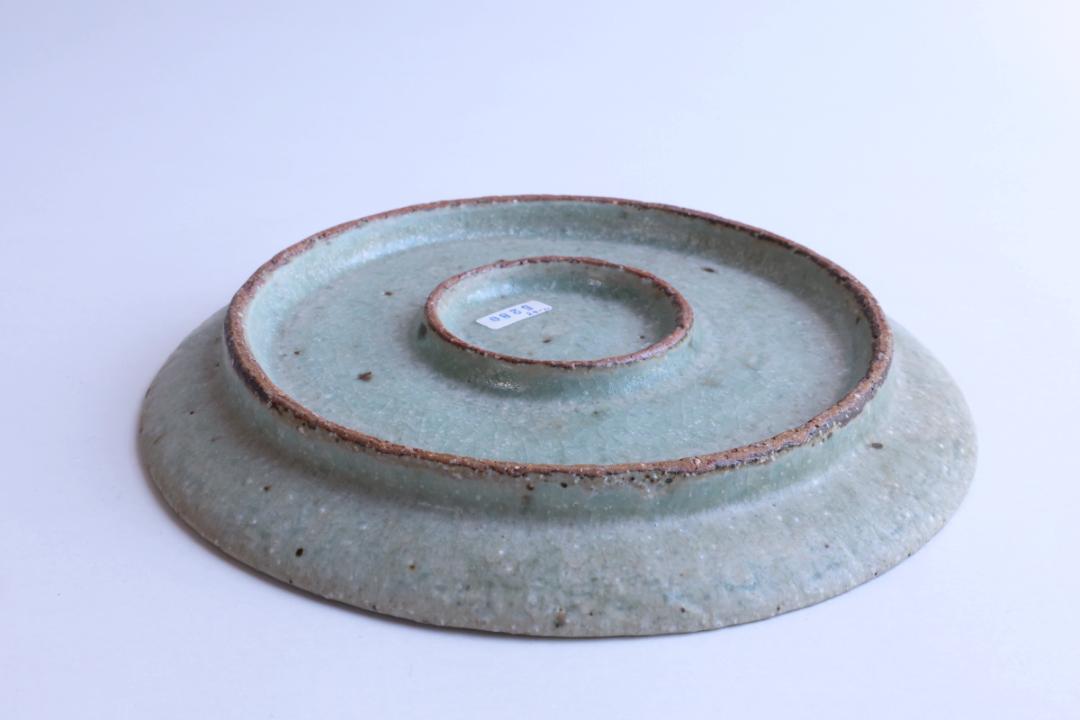 坪井俊憲　灰釉高台皿　中の画像