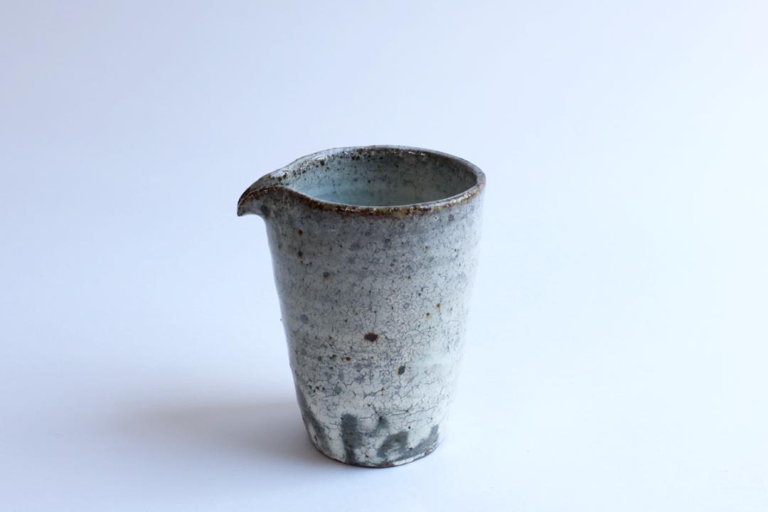 坪井俊憲　粉引筒片口の画像