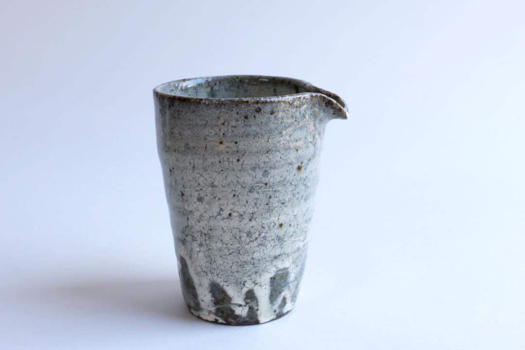 坪井俊憲　粉引筒片口の画像