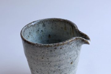坪井俊憲　粉引筒片口の画像