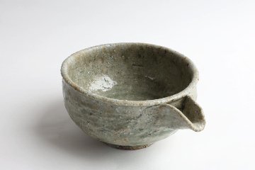 坪井俊憲　灰釉片口の画像