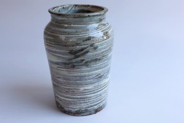 坪井俊憲　刷毛目壺の画像