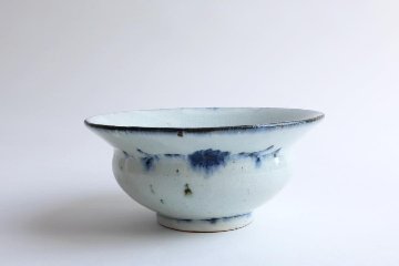 小峠貴美子　リム盛鉢　縁呉須の画像