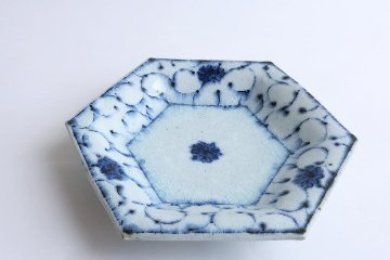 小峠貴美子　六角皿　大　唐草の画像