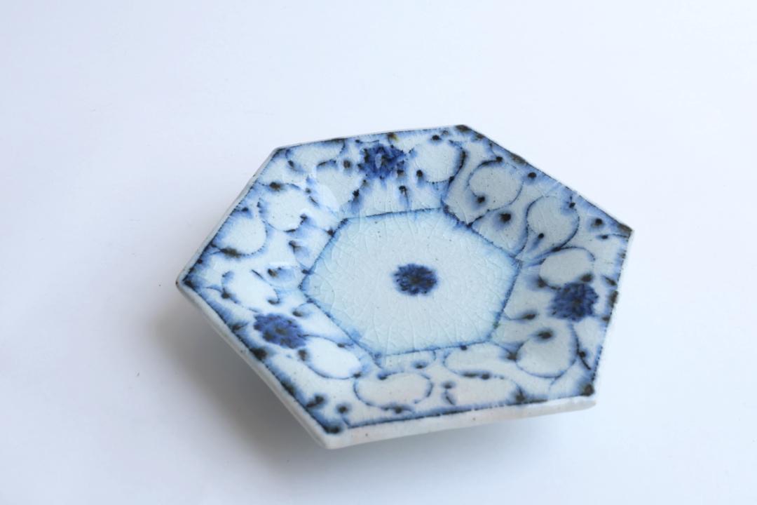 小峠貴美子　六角皿　小　唐草の画像