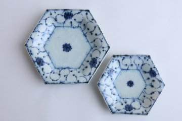 小峠貴美子　六角皿　小　唐草の画像