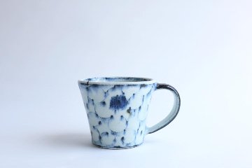 小峠貴美子　マグカップ　唐草の画像