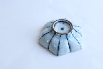 小峠貴美子　六弁稜花豆皿の画像