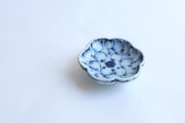 小峠貴美子　六弁輪花豆皿の画像