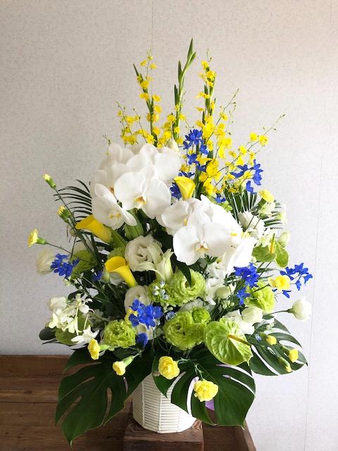 お供えアレンジメントの画像