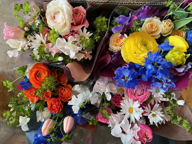 お祝い花束の画像