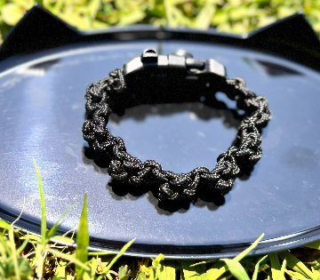 【肉球の防災ブレスレット】③黒×黒の画像