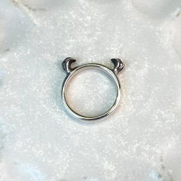 アメリカンカールの耳リング｜指輪にもネックレスにもなる猫アクセサリー（シルバー925）の画像
