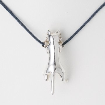 猫背の弟｜ブランコ遊びの猫ペンダント｜k18／silver925対応の画像