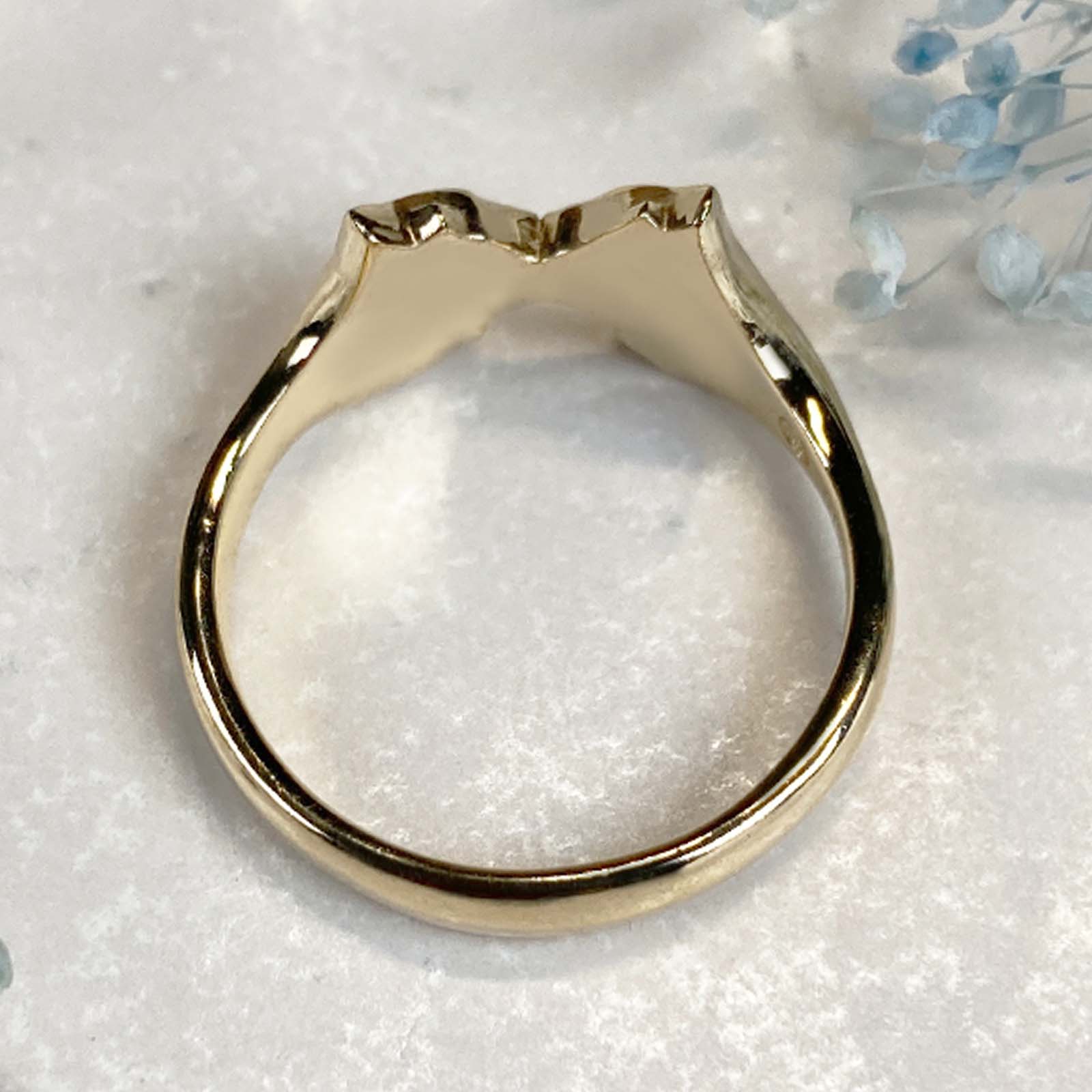 鼻でKISSする猫リング｜指先で触れる距離のシルバーアクセサリー（silver925）の画像
