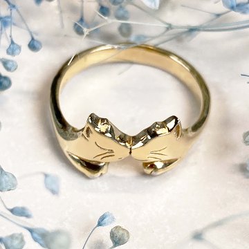 鼻でKISSする猫リング｜指先で触れる距離のシルバーアクセサリー（silver925）の画像