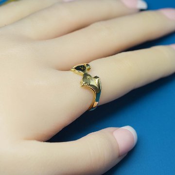 鼻でKISSする猫リング｜指先で触れる距離のシルバーアクセサリー（silver925）の画像