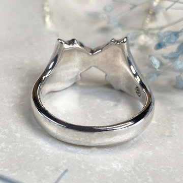 鼻でKISSする猫リング｜指先で触れる距離のシルバーアクセサリー（silver925）の画像