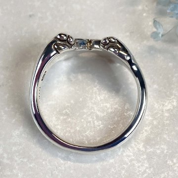 鼻でKISSする猫リング｜指先で触れる距離のシルバーアクセサリー（silver925）の画像
