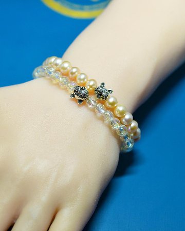 ブレスレット専用、猫顔パーツの画像