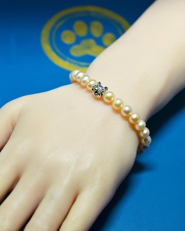 ブレスレット専用、猫顔パーツの画像