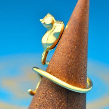 指の上で寝ちゃう香箱猫リング（フリーサイズ）の画像