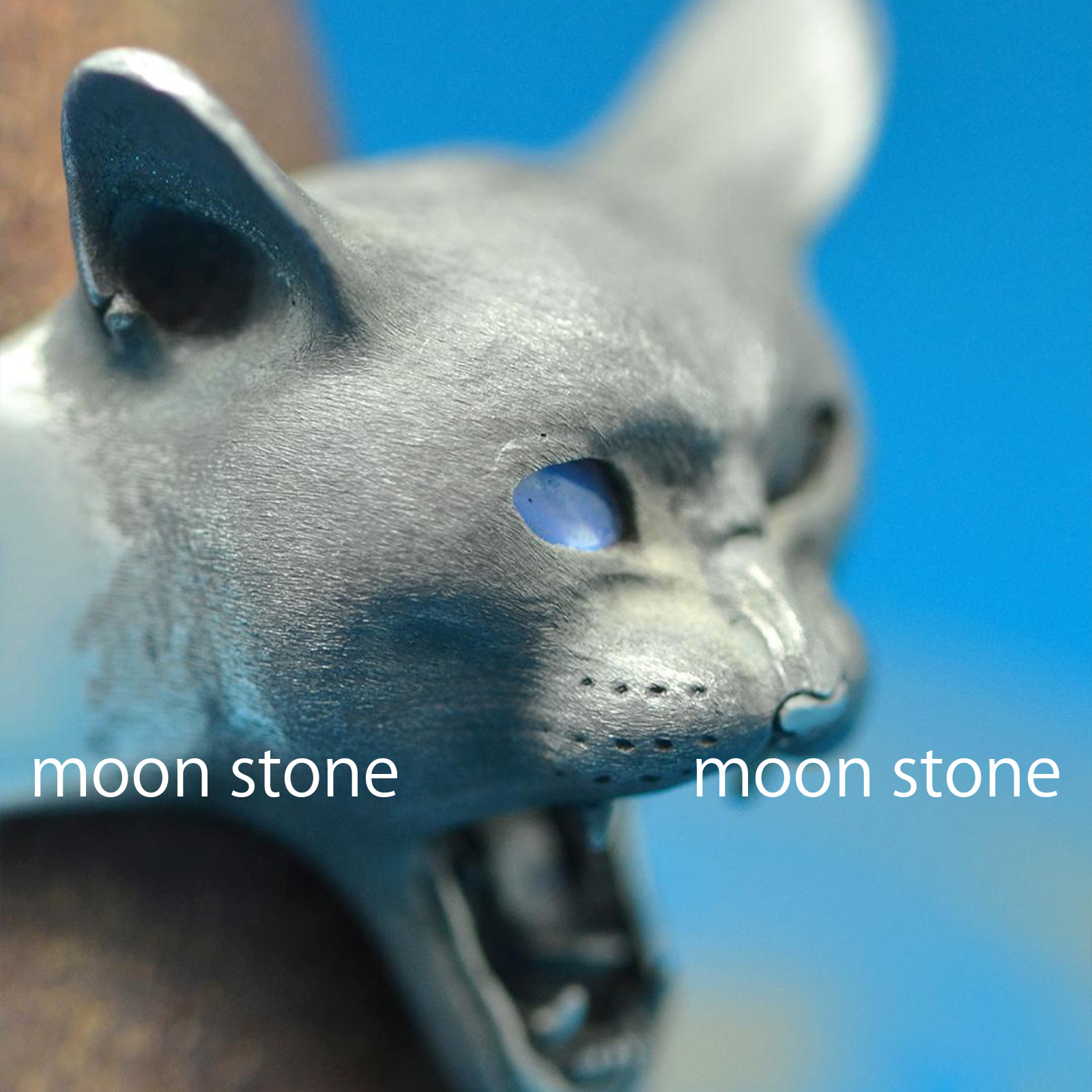 ネコ科の怒りリング｜天然石×重厚シルバーアクセサリー（ロック・ゴシック対応）の画像