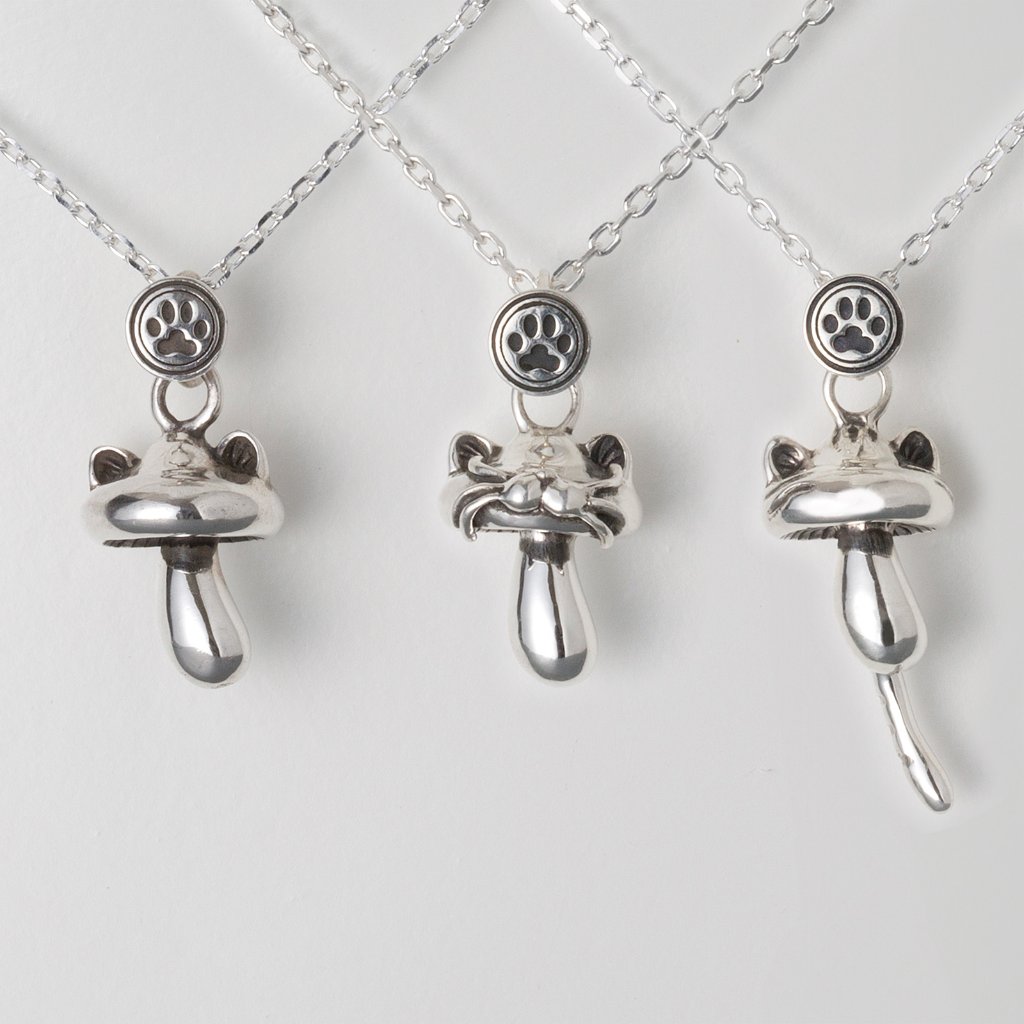 きのこねこペンダント｜成長する猫モチーフ（耳・口元・しっぽ選択可 / silver925）の画像
