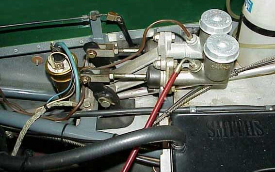 スロットルケーブル・右ハンドル・ ツインキャブ・ペダルボックス無の画像