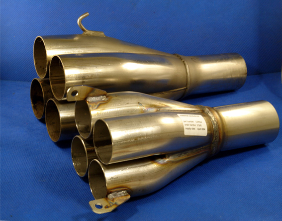 4into1コレクター・エキゾースト・CSR/VX16Vの画像