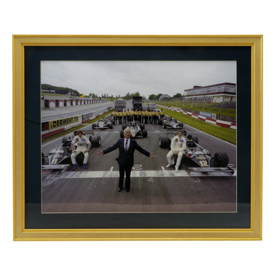 "プリント/フレーム入/チームロータス・グループショット"の画像