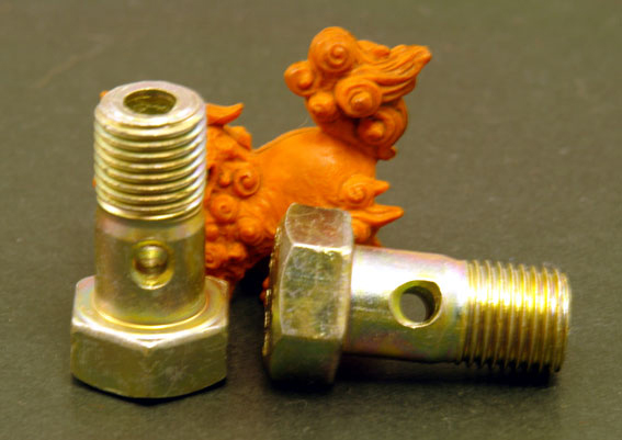 バンジョー・ボルト/燃料タンクの画像