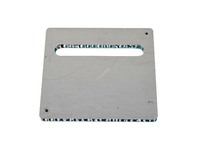 燃料タンクパネル・リヤ・アウター・ハニカムの画像