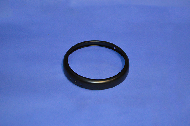 ヘッドライト・リム・5.75インチ・ブラックの画像