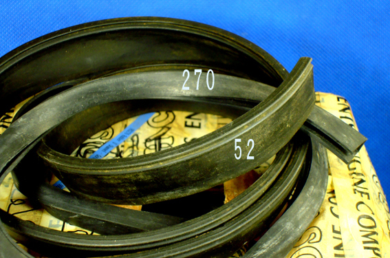 ラバーシール、ウィンドスクリーンガラス、3/16"、S3/SV/CSRの画像