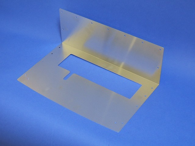 レトロフィットアングル・ブランクプレート・アルミ製・新型ヒーターユニットの画像
