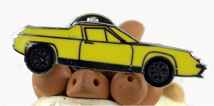ピンバッジ・ロータスヨーロッパ黄の画像