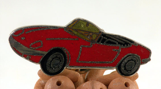 ピンバッジ・ロータスエラン・赤の画像