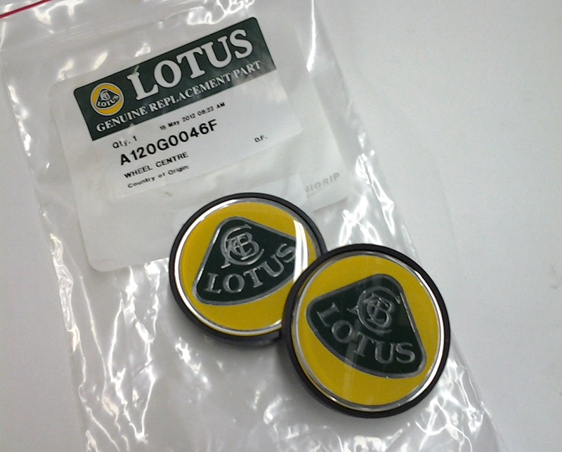 Lotusホィールセンターバッジ・センターキャップの画像