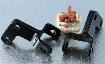 ピボットブラケット、ハーフアッパーアーム、右、ケーターハム S3 1990 ～ 1991年の画像