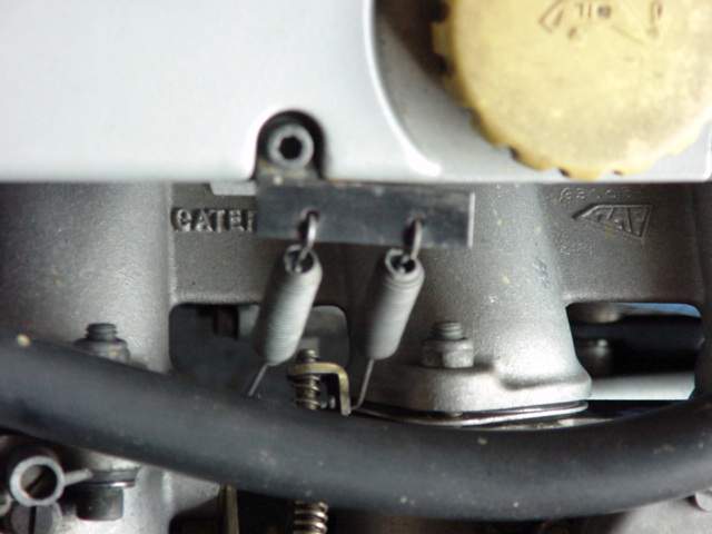 スロットルケーブルブラケット/スプリングVX16Vの画像