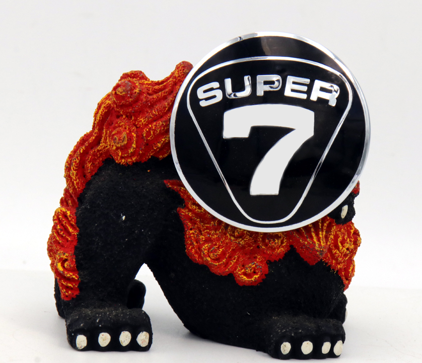 ノーズバッジSUPER7の画像
