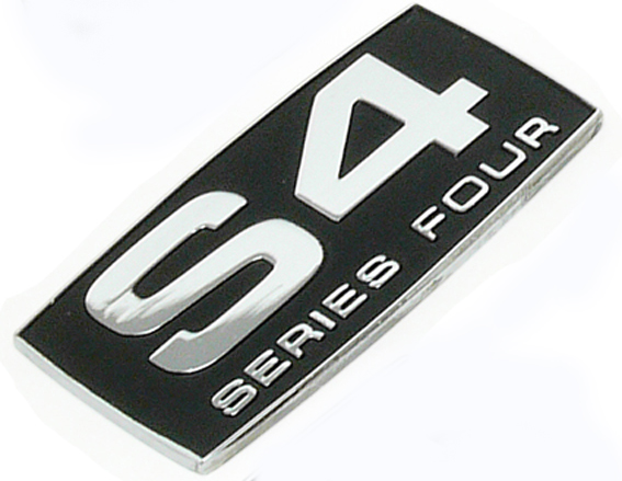 エラン・S4・バッジの画像