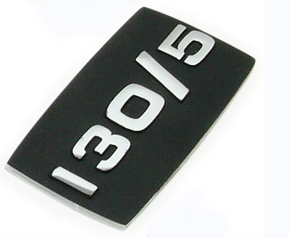 エラン・130/5・バッジの画像